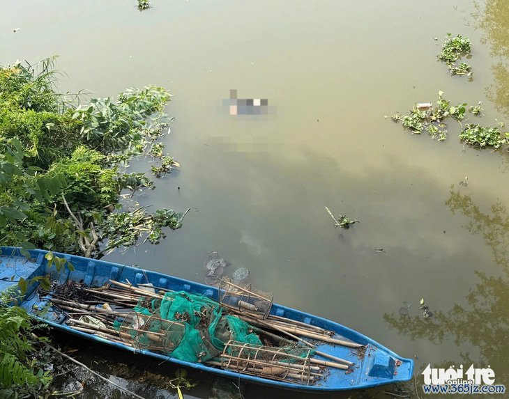 Điều tra vụ nam thanh niên nghi lên quan vụ mang xe tải trộm hoa rồi té sông chết - Ảnh 1.